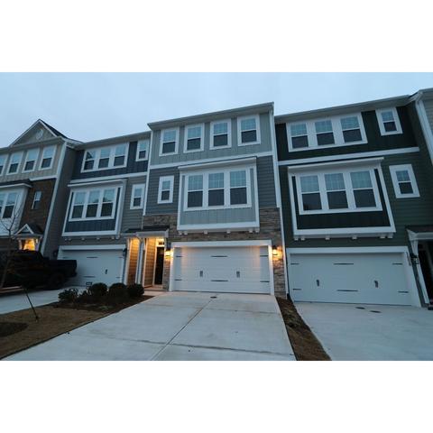 1060 Manorhaven Dr, Durham, NC 27703 photo 1