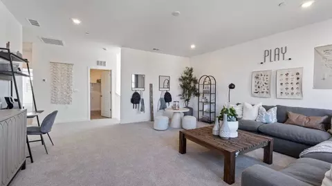Entry Way - 1003 Summerset Ave, Clovis, CA 93619 photo 1 of 1
