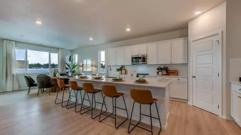 996 Panoramic Loop, Bremerton, WA 98312 photo 2