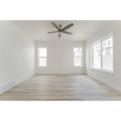 4683 S Olive Ave, Mapleton, UT 84664 photo 9