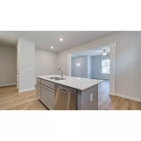 4635 Blake Loop, Atlanta, GA 30349 photo 11