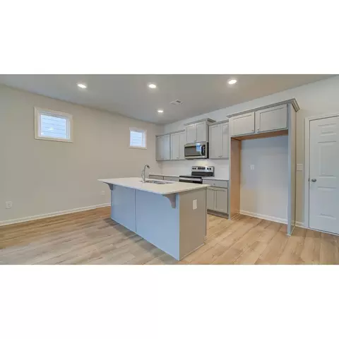 4635 Blake Loop, Atlanta, GA 30349 photo 9