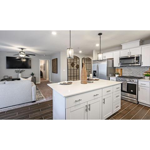 6002 Barsanti Ave, Bakersfield, CA 93313 photo 7