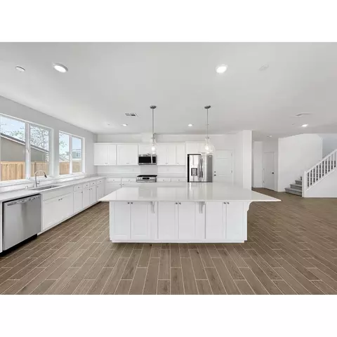 1136 Wildflower Dr, Madera, CA 93636 photo 3