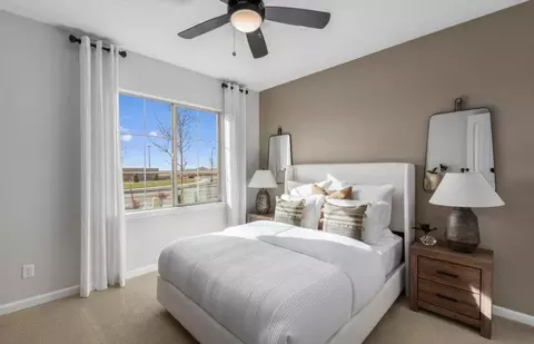 Bedroom - 59 Mountaingem Lp, Santa Fe, NM 87508 photo 3 of 4