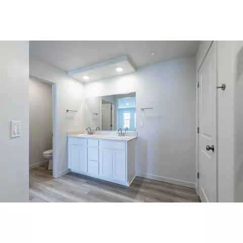 4664 Athena Dr, Merced, CA 95348 photo 9
