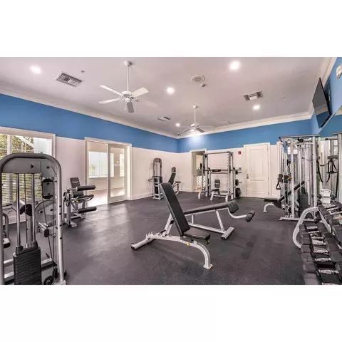 21304 Holmes Cir, Venice, FL 34293 photo 5