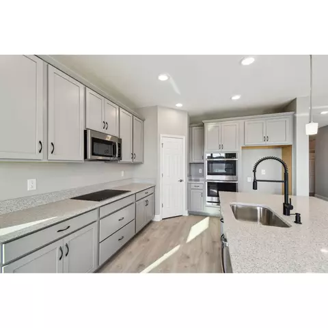 Kitchen - 2430 Clary Sage Dr, Spring Hill, FL 34609 photo 3 of 9