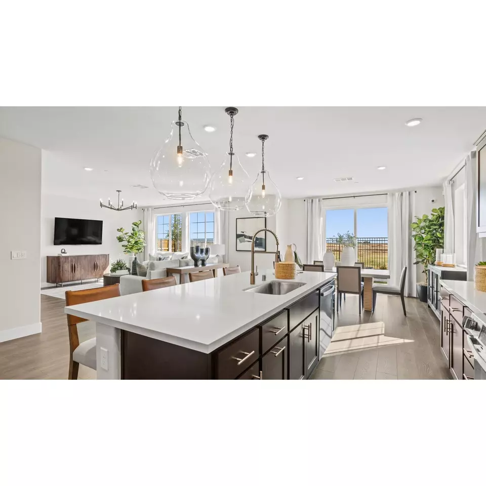 Kitchen - 1432 N Drago Way, Mountain House, CA 95391 photo 4 of 4