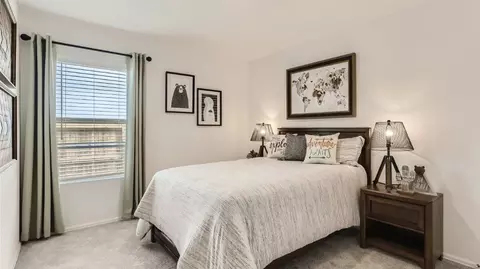 280 Bennett Loop, Angleton, TX 77515 photo 8