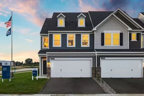 9280 Larimar Trl, Eden Prairie, MN 55347