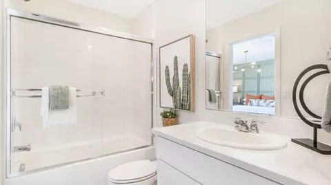 Bath - 7523 Fig Grove Ln, Riverside, CA 92507 photo 1 of 2