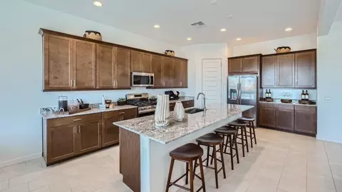 956 W Treasure Trl, Apache Junction, AZ 85120 photo 2