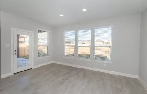 377 Tree Nut Loop, Buda, TX 78610 photo 8