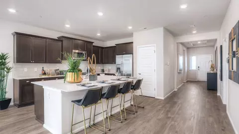 992 Panoramic Loop, Bremerton, WA 98312 photo 2