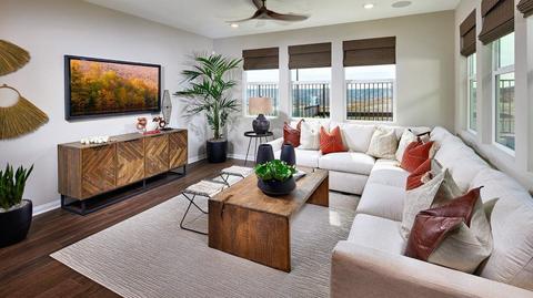 1608 Whitmore Loop, Chula Vista, CA 91913 photo 4