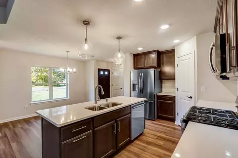 800 Margo Cir, Eagle, WI 53119 photo 5