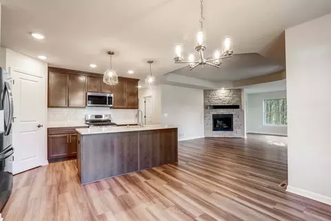 800 Margo Cir, Eagle, WI 53119 photo 9