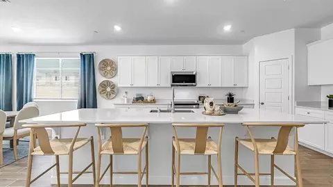 Kitchen - 1819 Pacific Rd S, Madera, CA 93636 photo 1 of 4