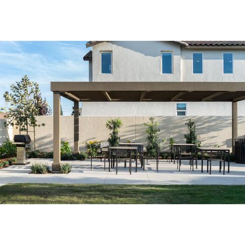 1952 N Florish Dr, Compton, CA 90222 photo 4