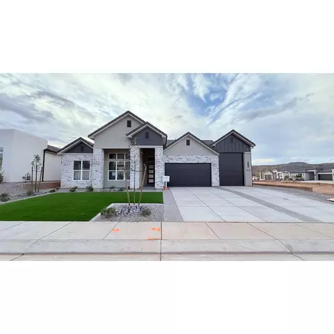 679 Goose Crk Dr, Washington, UT 84780