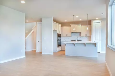 Living - 3020 S Quartz Dr, Cornelius, OR 97113 photo 2 of 2