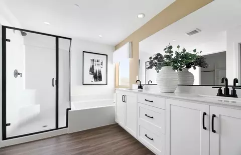 Bath - 21672 Thomas Ct, Riverside, CA 92507 photo 1 of 1
