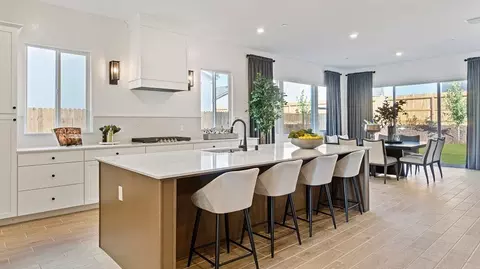 Kitchen - 932 Traverse Dr S, Madera, CA 93636 photo 1 of 4