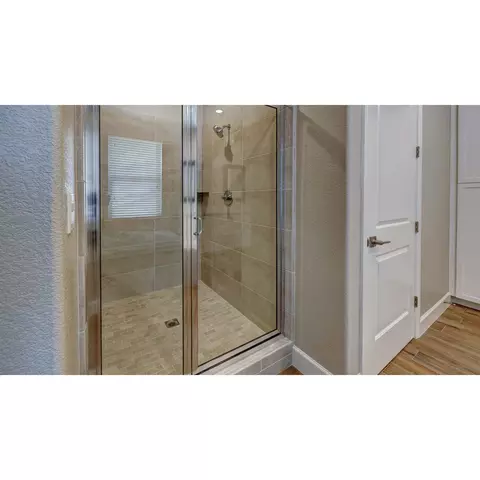 Bath - 1664 N Greenfield Ave, Clovis, CA 93619 photo 3 of 5