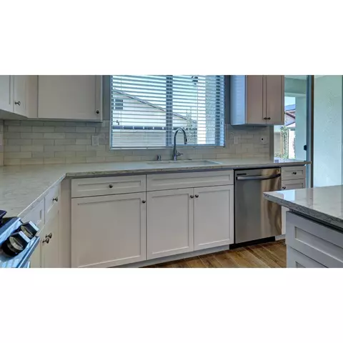 Kitchen - 1664 N Greenfield Ave, Clovis, CA 93619 photo 2 of 4