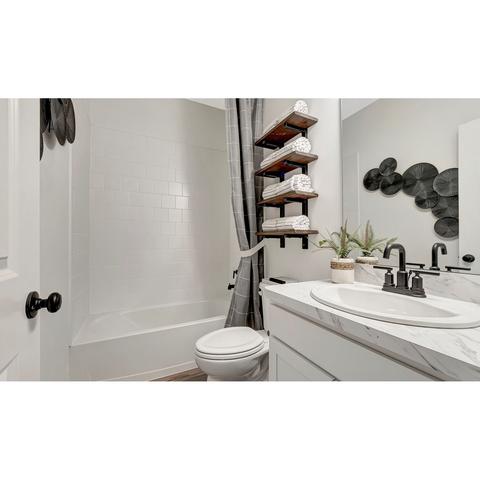 438 River Run Dr, Elyria, OH 44035 photo 11