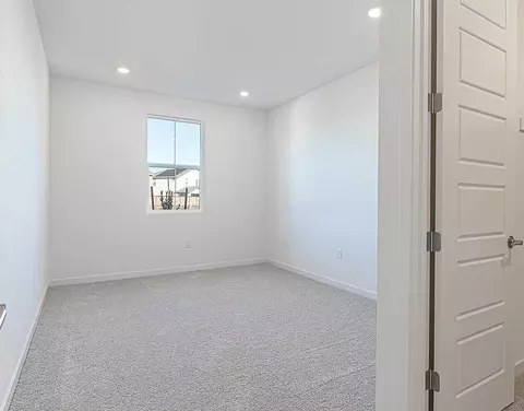 16066 Testarossa St, Lathrop, CA 95330 photo 10