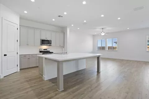 2308 Ganesh Ave, Manteca, CA 95337 photo 18
