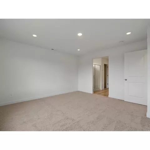 547 E Hearth Ln, Eagle Mountain, UT 84005 photo 8
