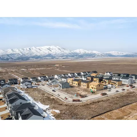 545 E Lintel Rd, Eagle Mountain, UT 84005 photo 3