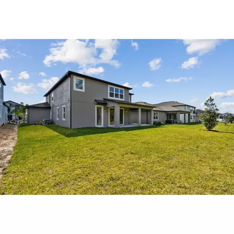 Exterior - 5046 Bromeliad Ave, Wimauma, FL 33598 photo 8 of 13