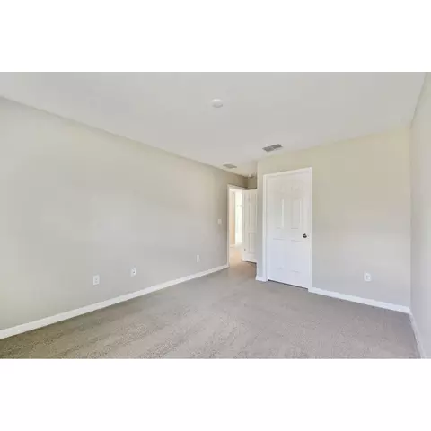 Bedroom - 5046 Bromeliad Ave, Wimauma, FL 33598 photo 4 of 8