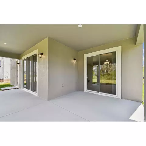 Exterior - 5046 Bromeliad Ave, Wimauma, FL 33598 photo 13 of 13