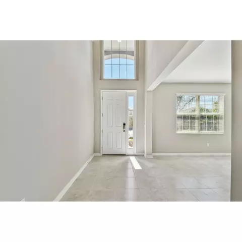 Entry Way - 5046 Bromeliad Ave, Wimauma, FL 33598 photo 5 of 7