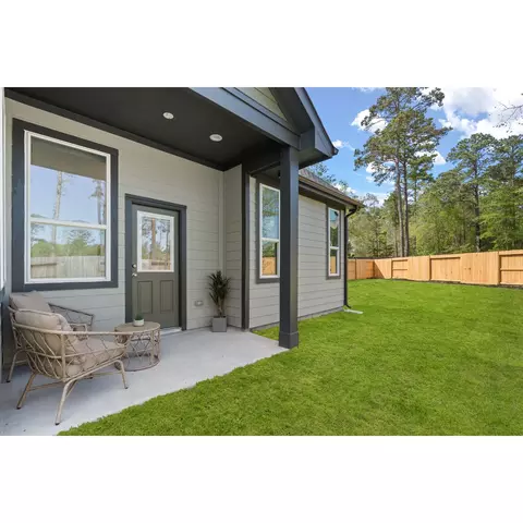 Plan Versailles - Chateau - North Teralyn Hills Drive, Willis, TX 77318