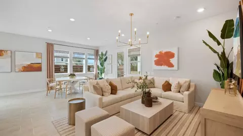 364 Merit, Irvine, CA 92618 photo 13