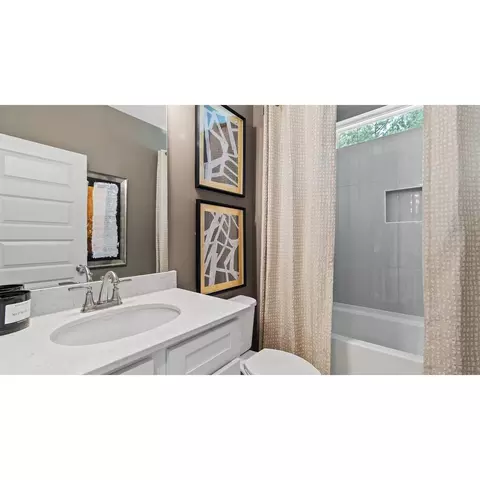 Bath - 81 Homesite Hartsfield Rd, Mcdonough, GA 30253 photo 1 of 9