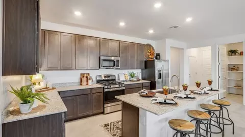 Kitchen - 17785 S Chathamberry Ln, Vail, AZ 85641 photo 2 of 2