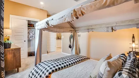 Bedroom - 17785 S Chathamberry Ln, Vail, AZ 85641 photo 2 of 5