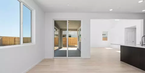 852 E Heidi Ave, Fowler, CA 93625 photo 9