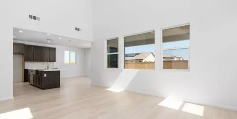 852 E Heidi Ave, Fowler, CA 93625 photo 4