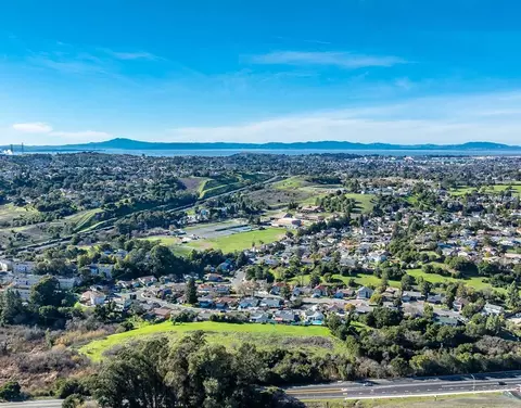 View/Area - 8114 Waterfall Ln, Vallejo, CA 94591 photo 9 of 9