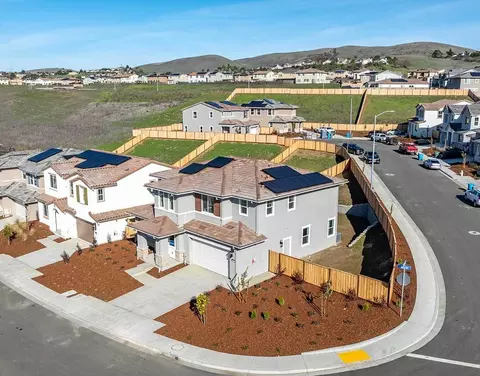 View/Area - 8114 Waterfall Ln, Vallejo, CA 94591 photo 2 of 9