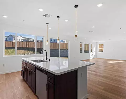 Kitchen - 8114 Waterfall Ln, Vallejo, CA 94591 photo 3 of 4