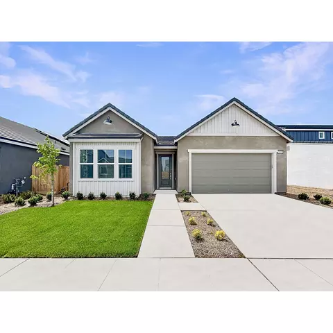 1010 Springtime Ave, Clovis, CA 93619 photo 1